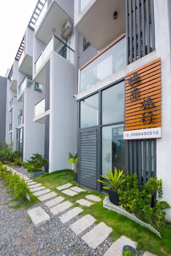 極簡旅行民宿 Simple Travel B&B Wujie Zhen Exteriör bild