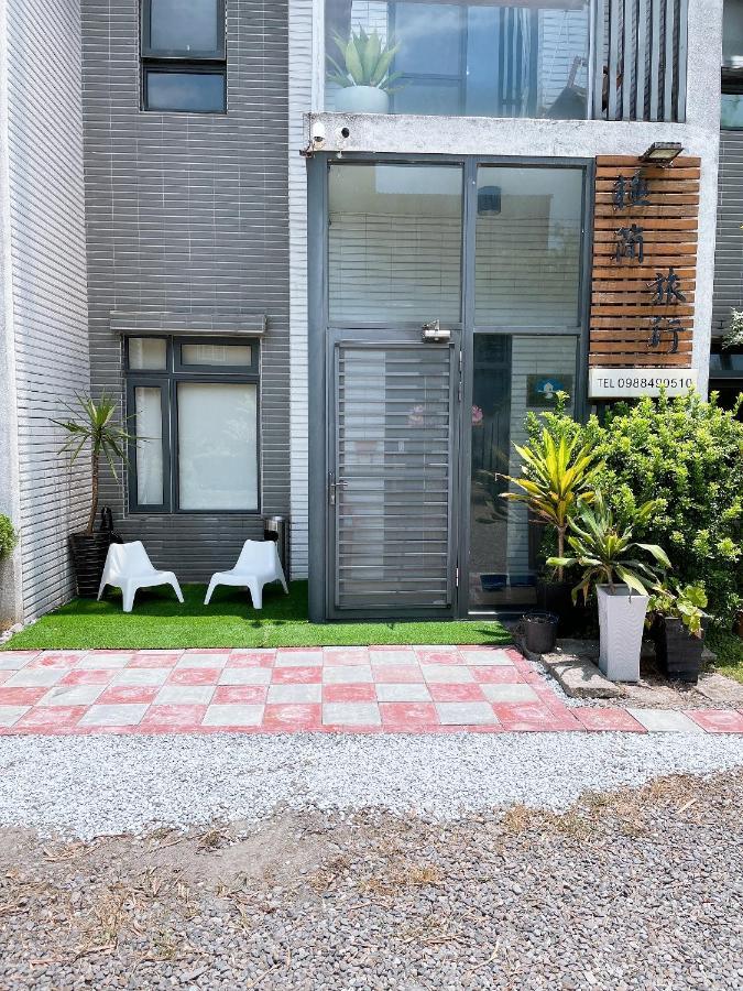 極簡旅行民宿 Simple Travel B&B Wujie Zhen Exteriör bild