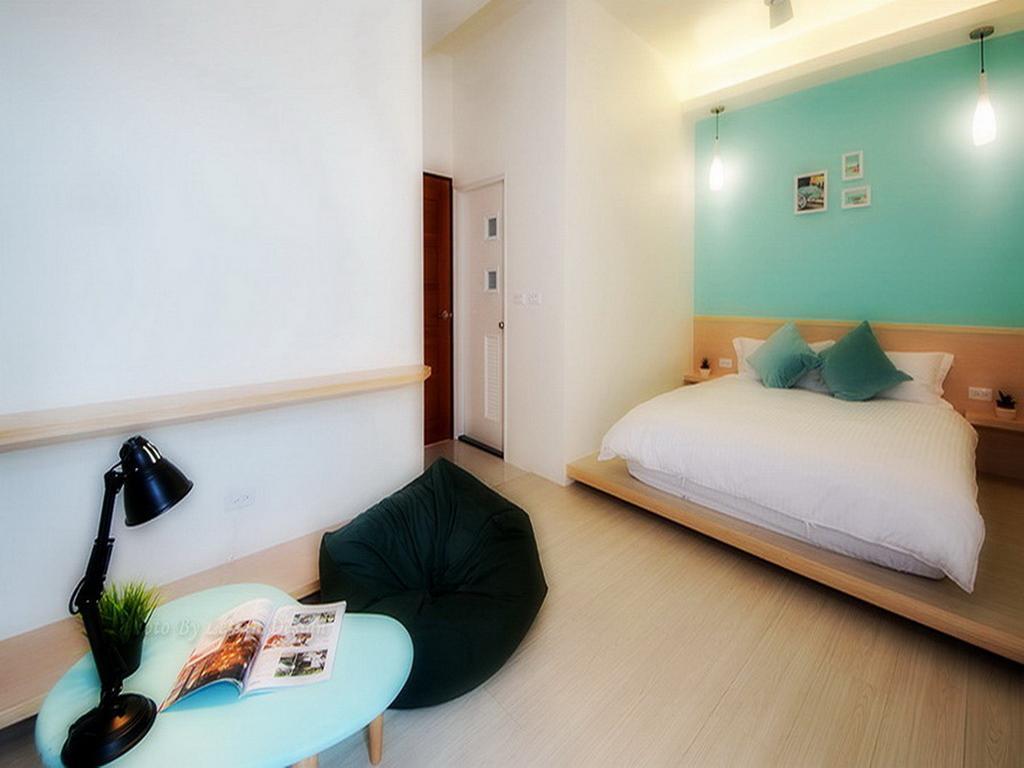 極簡旅行民宿 Simple Travel B&B Wujie Zhen Rum bild